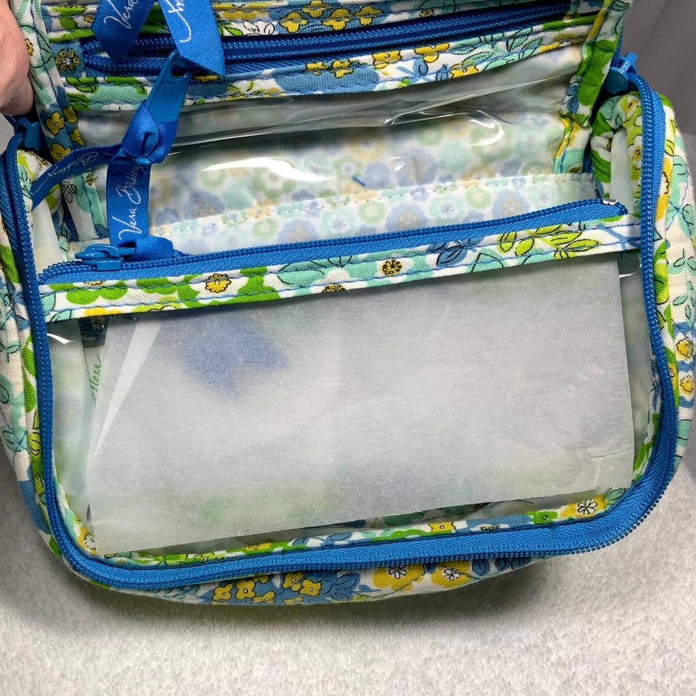 NWOT - Vera Bradley Cosmetic Travel Bag - Picture 6 of 7